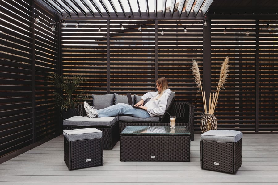 Barcelona Black New Live Photos - 8