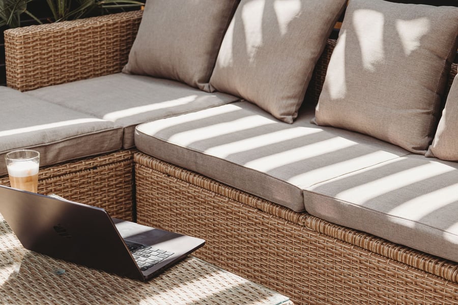 Barcelona Beige New Live Photos - 13