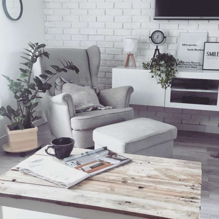 Medium Wooden Square Flower Pot - 2