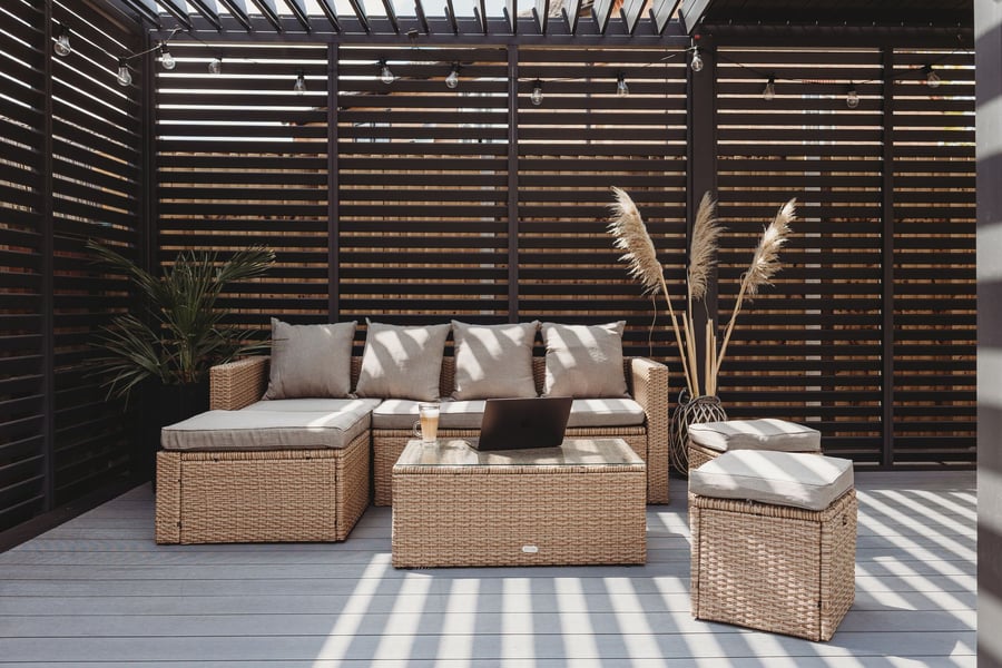 Barcelona Beige New Live Photos - 6